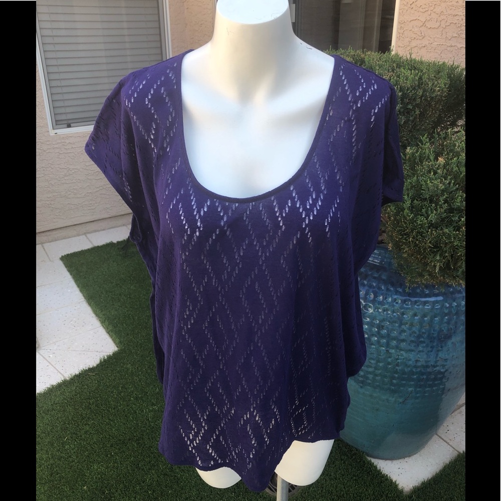 Gently loved Mossimo Top